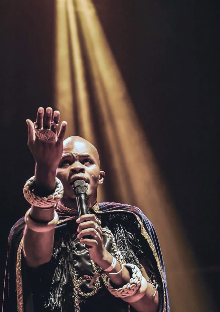 Nda Chi — photo de l'artiste