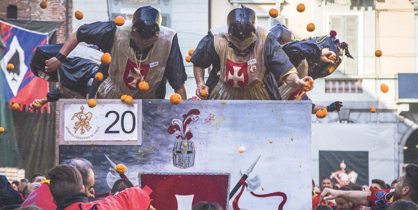 A jet tank in the middle of battle: shooters cast in orange rain