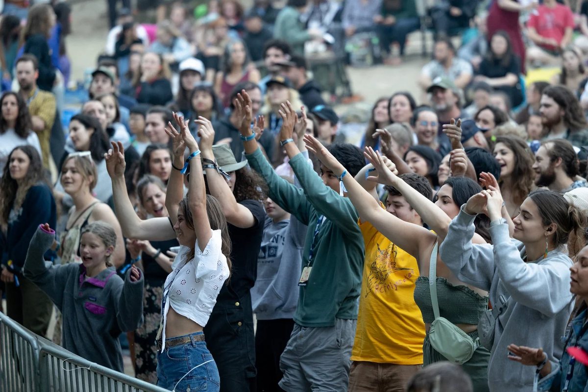 Folk On The Rocks, festival atmosphere