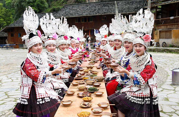 Miao Sisters Festival — affiche / photo officielle