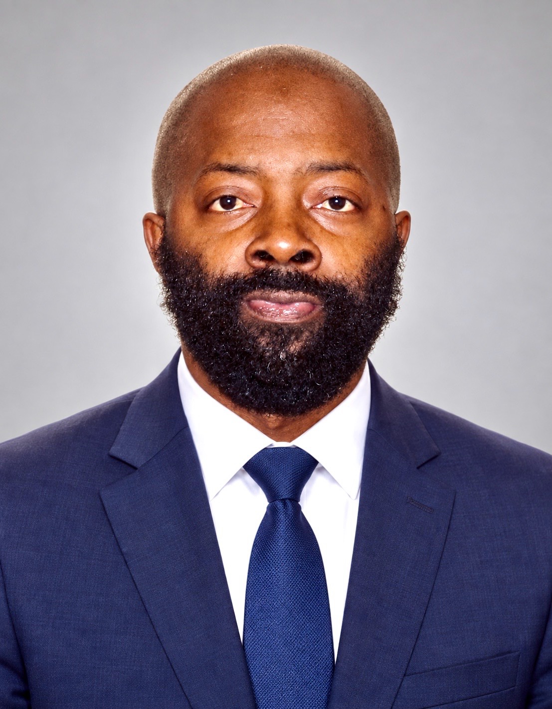 Moïse 1er, en costume