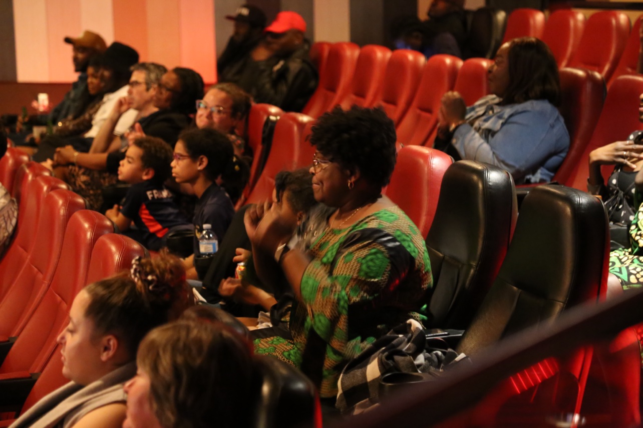 The audience, under applause