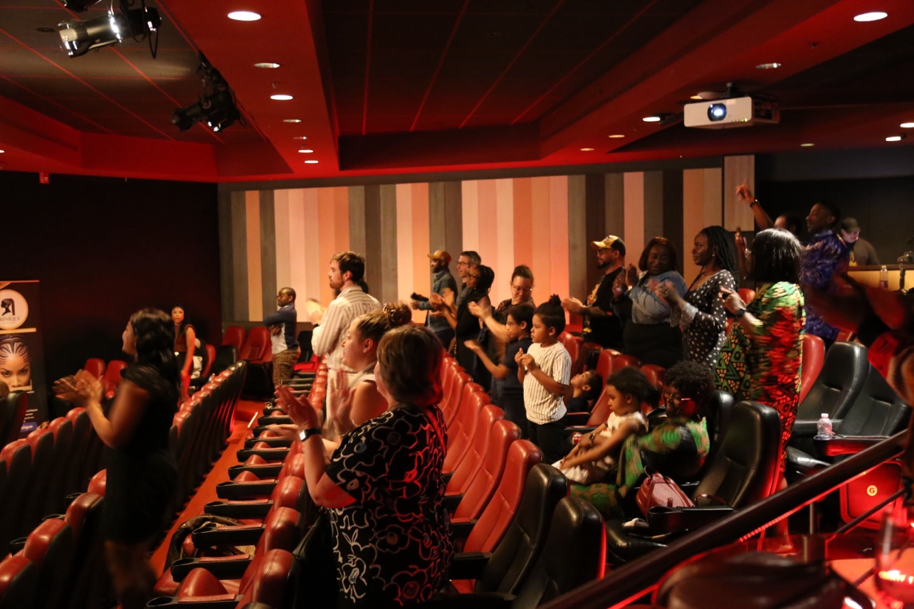Public Ovation