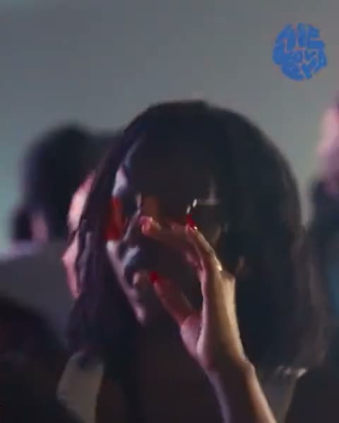 In the audience of WeLovEya