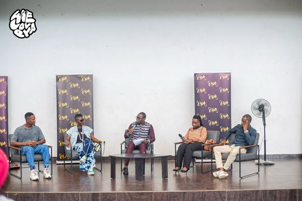 WeLovEya — EYA in action — environmental awareness with students from Cotonou (© WeLovEya Festival)
